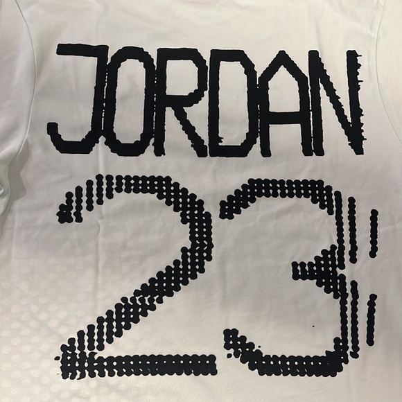 NWT Jordan Mint 23 Graphic T-Shirt - Picture 2 of 5